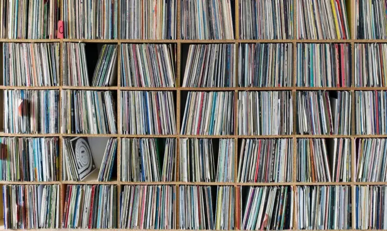 在标签存档页面显示包含当前标签的所有文章类型的文章