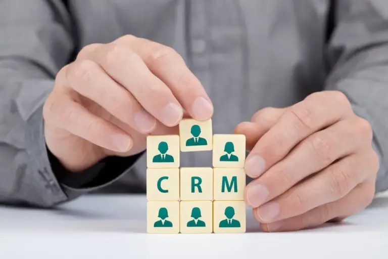 用 WordPress开发一个简单的 CRM 应用-主题或插件形式
